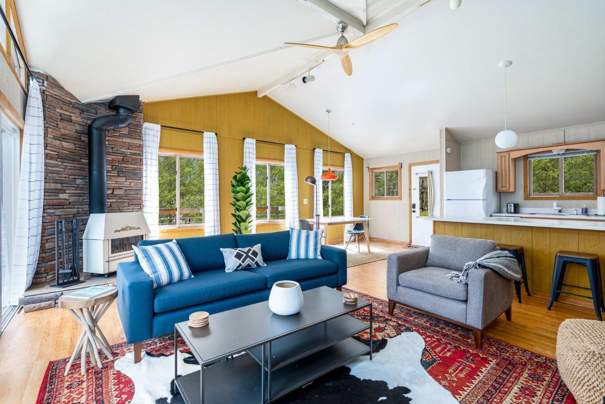 Chalet W Hot Tub, Large Deck, Grill, & Fast Wifi Berkeley Springs Buitenkant foto